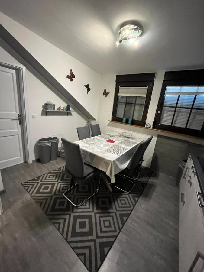 Ferienwohnung Schmitz Anschau المظهر الخارجي الصورة