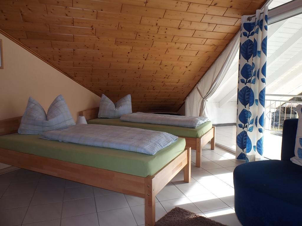 Ferienwohnung Schmitz Anschau الغرفة الصورة